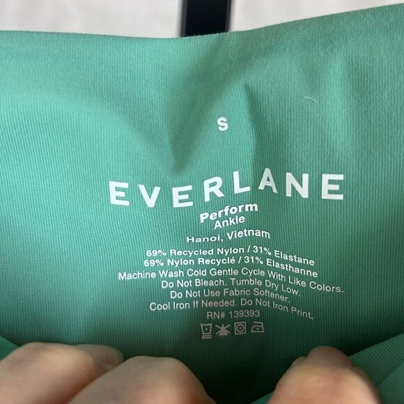 NWT Everlane Mint Green Perform Ankle leggings - Picture 6 of 7
